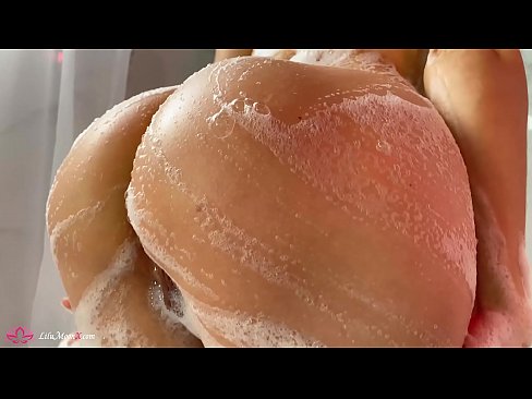 ❤️ Brineta masturbira macu vibratorom do intenzivnog orgazma pod tušem Analni porno na hr.dewporn.ru ❤