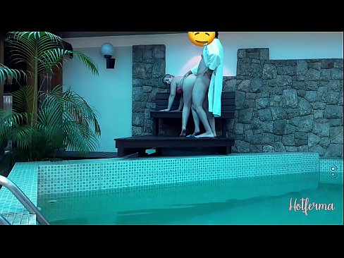 ❤️ Šef poziva sobaricu na bazen, ali nije mogao odoljeti vrućini Analni porno na hr.dewporn.ru ❤