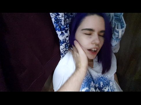 ❤️ Našao sam svoju sestru u ormaru i pomogao joj da svrši Analni porno na hr.dewporn.ru ❤